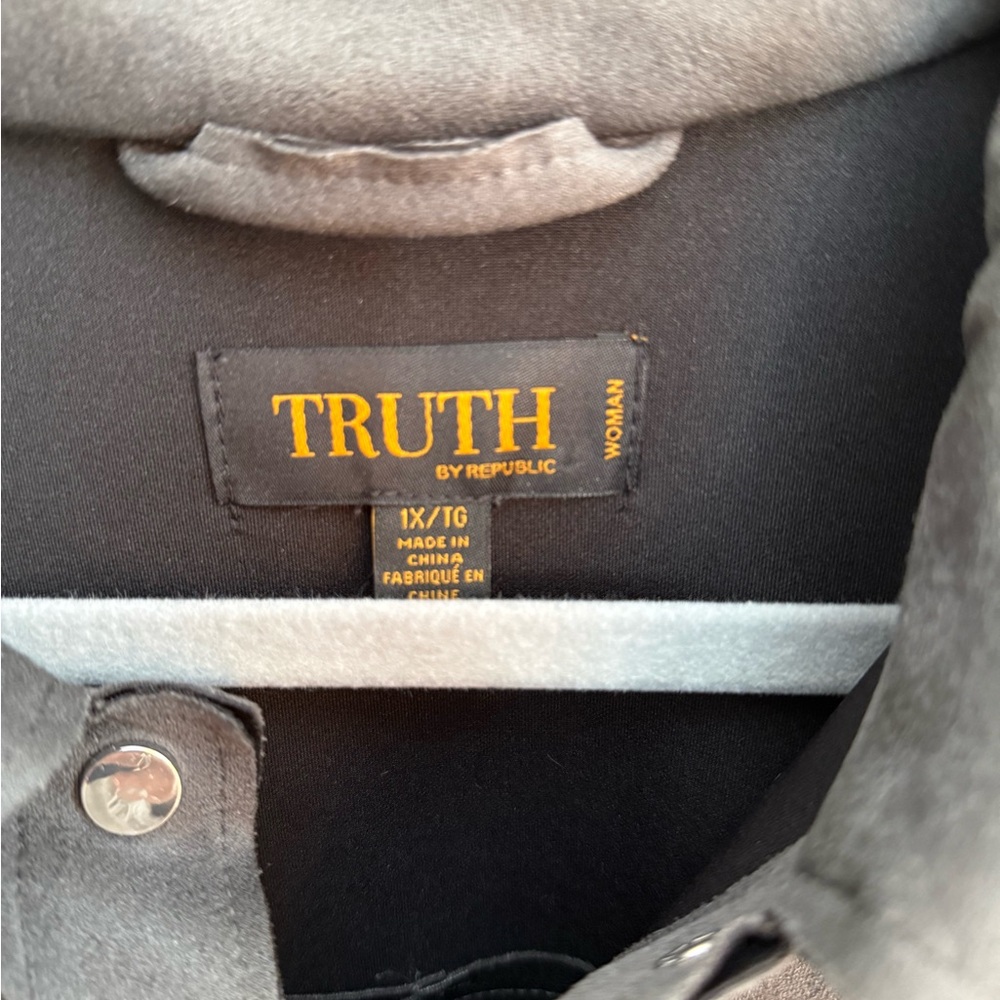 Truth Charcoal Button-Up Shacket - Picture 4 of 5